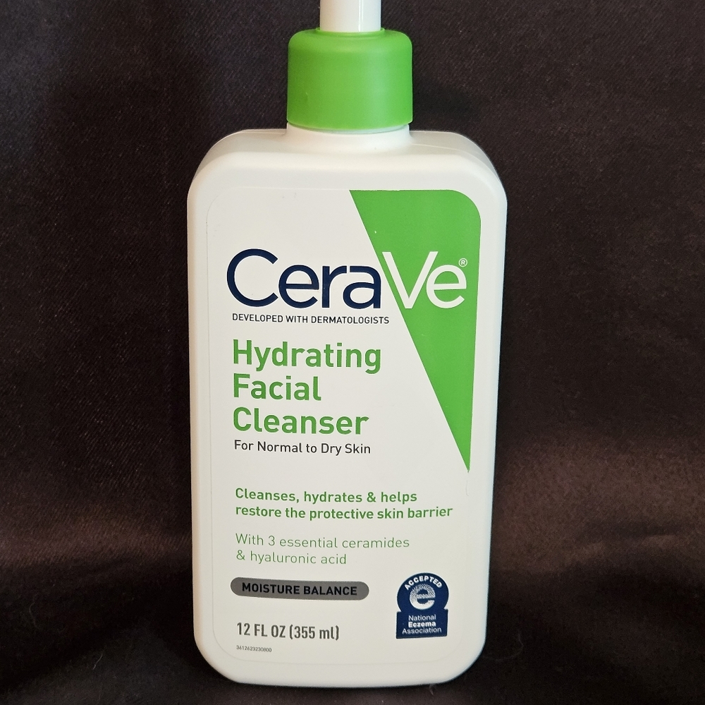 CeraVe Hydrating Facial Cleanser 12 ounces